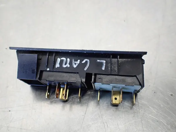 Painel de Controle da Janela do Passageiro Volkswagen New Beetle image 6