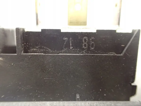 Painel de Controle da Janela do Passageiro Volkswagen New Beetle image 8