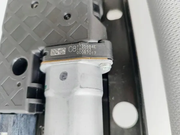 Teto solar usado OEM 8W9877041LL7 para Audi A4 Avant image 5