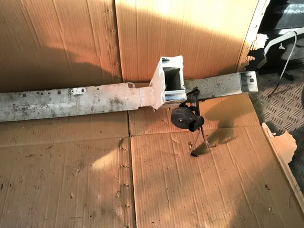 C-KLASA W204 Trave Anteriore + Zone image 10