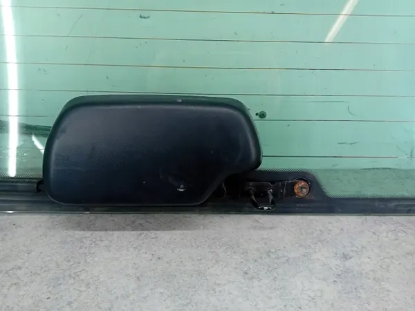 Bakluckeglas OEM SZYBA KLAPY BAGAZNIKA - Ford image 9