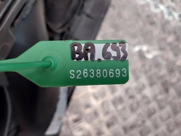 OEM S26380693 Framhöger Dörrklädsel Audi A5 F5 image 5