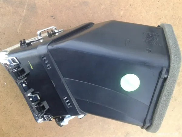 Rechte Lüftungsgitter Cadillac CTS II 2008-2014 image 3