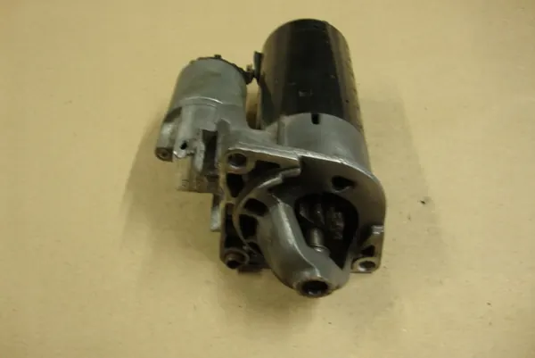 Arrancador OPEL ASTRA J 2.0CDTI 55572065 image 2