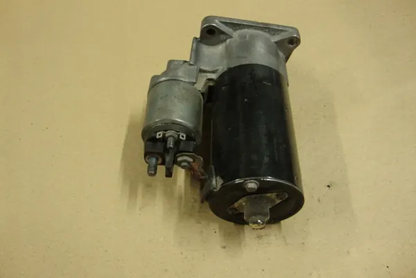 Arrancador OPEL ASTRA J 2.0CDTI 55572065 image 3