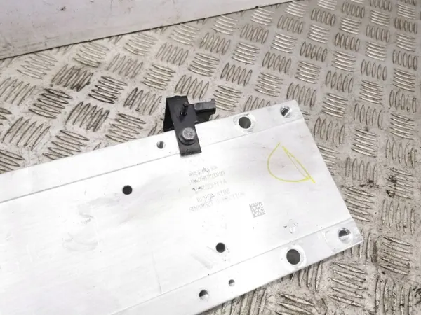 Vorderes Hilfsrahmen Citroen C4 III e-C4 2024 OEM 9860587680 image 6