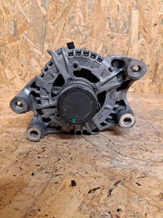 Jeep Generator OEM 68297398AB 2.2D 220Ah Begagnad image 2