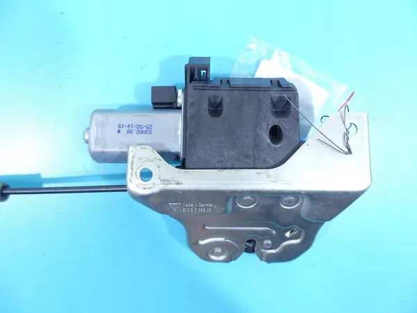 Baklucka Lås Porsche Panamera I 970 09-16 image 3