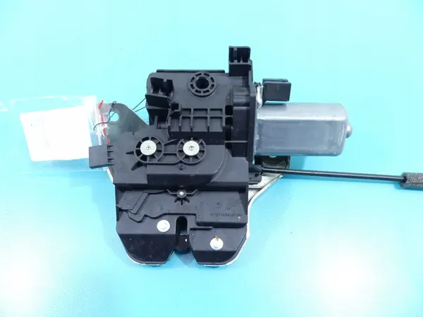 Baklucka Lås Porsche Panamera I 970 09-16 image 4