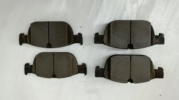 Remblokken voor OEM 32301360 32301350 Volvo XC60 II image 3