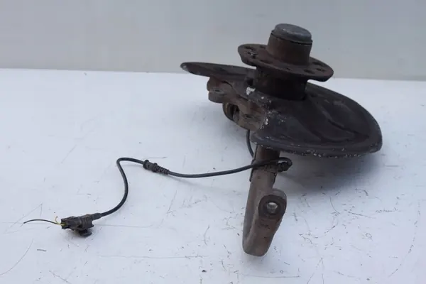 Cuscinetti e mozzi anteriori sinistri Mercedes-Benz CLS C219 2006 image 3