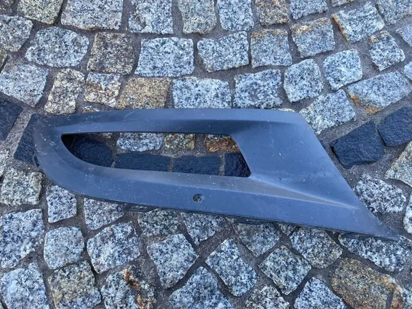 Griglia paraurti destra VW Polo V 6R OEM 6R0853666D image 2