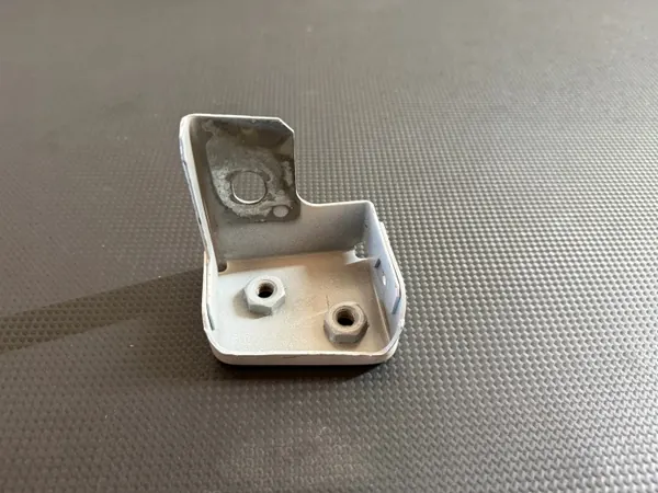 Gordelbevestiging voor links OEM 67009878 TP image 2
