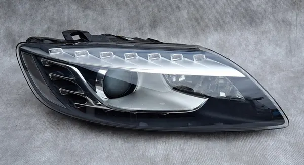 Farol Xenon LED Direito Audi Q7 4L0 Lift image 2