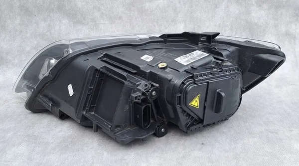 Farol Xenon LED Direito Audi Q7 4L0 Lift image 5