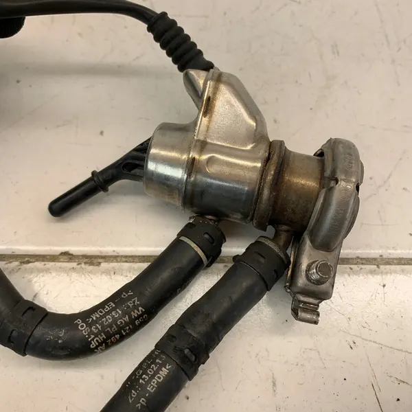 Inyector AdBlue AUDI A8 D4 LIFT 3.0tdi CTB / CTBA image 6