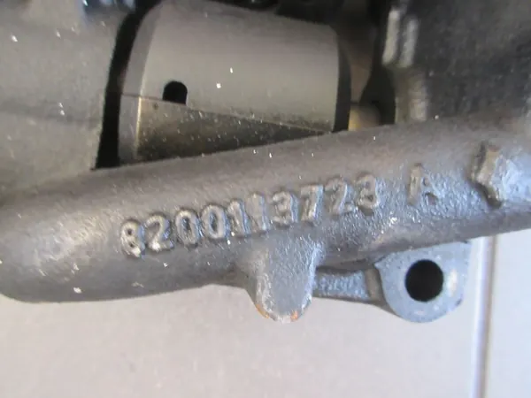 Bomba de aceite OEM 8200113723A para Renault 2.2 DCI image 4