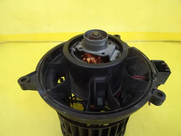 Motor de Ventilador Ford Fusion VP2S6H-18456-AD image 7