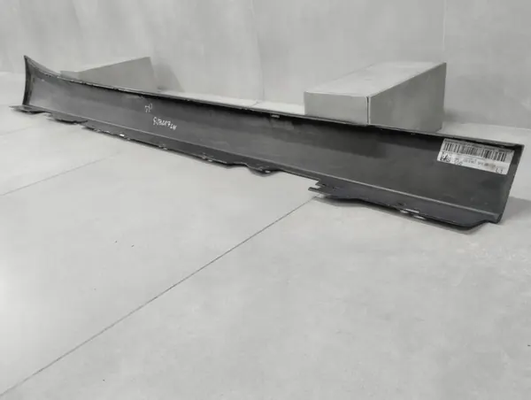 Barre de seuil gauche BMW 1 F20 5D 11-19 OEM image 7