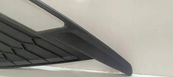Grille de pare-chocs avant droit SEAT OEM 5F0853666H image 4