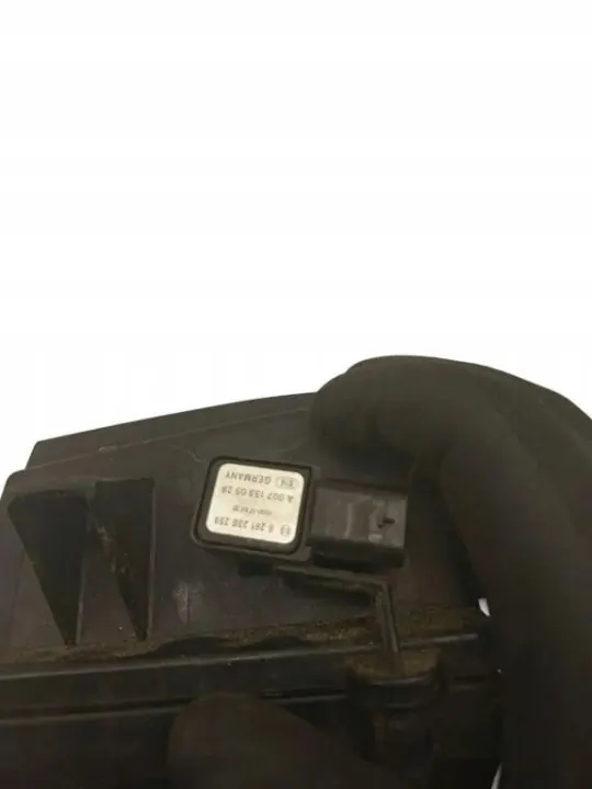 Luchtfilterhuis Mercedes-Benz OEM A2045840047 image 6