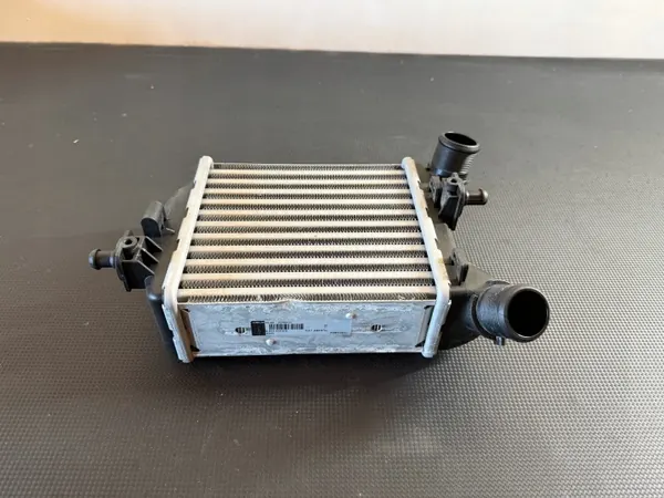 OEM 51819187 Vasen intercooler Abarth 500/595:lle image 4