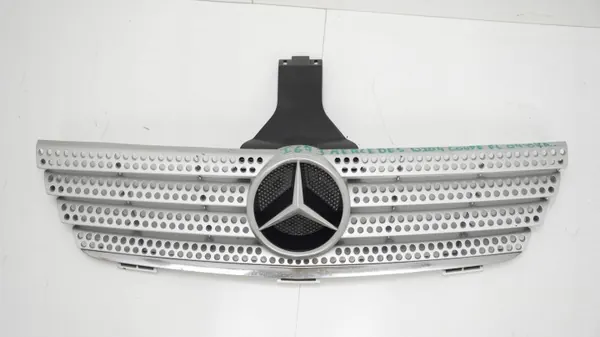 Rejilla de parachoques OEM 360207265 para Mercedes W204 Coupé image 2