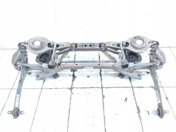 Ford Focus Takaosan jouset OEM BE67405 image 4