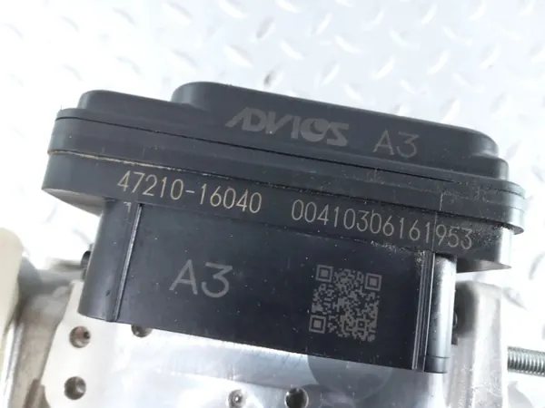 Bromsstyrenhet Toyota Corolla Cross OEM 4721016040 image 4