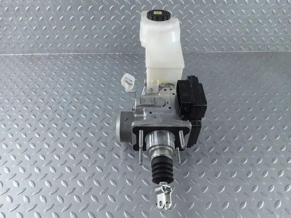 Bromsstyrenhet Toyota Corolla Cross OEM 4721016040 image 7