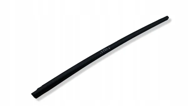 Porsche Taycan Bakrutslist OEM AMD227598 image 2