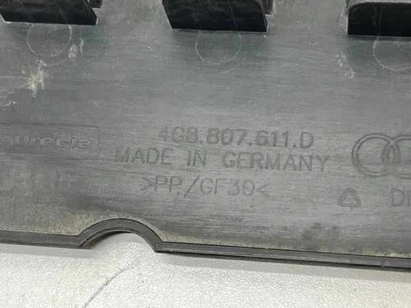 2017 Audi A7 S7 Framskydd / Absorber 4G8807611D image 7