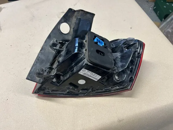 VW PASSAT B8 LUZ TRASERA IZQUIERDA LED 3G9945207K image 5