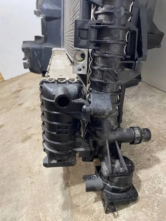 Radiador Audi A7 Sportback 2013 image 4