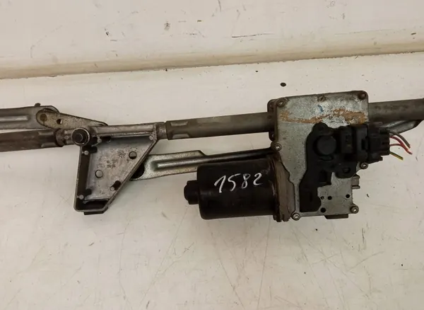 Scheibenwischermotor + Getriebe (Vorne) Citroen C4 1.6 HDI image 6