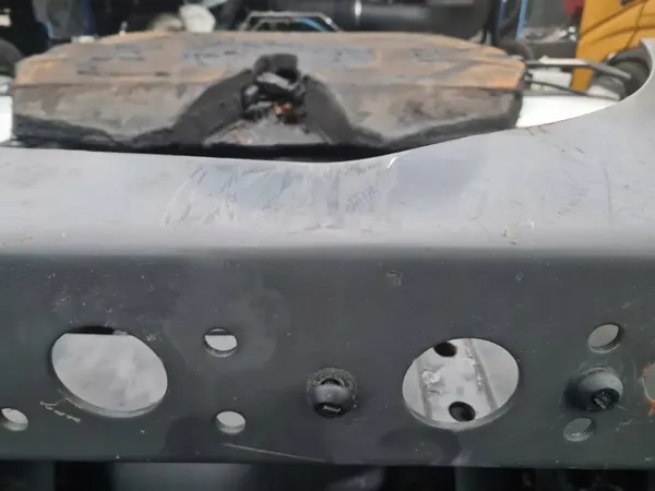 OEM 21628876 Poutre Arrière pour Renault Volvo Camions image 9