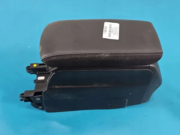 Accoudoir tunnel OEM 98233777280 pour Peugeot 2008 II image 2