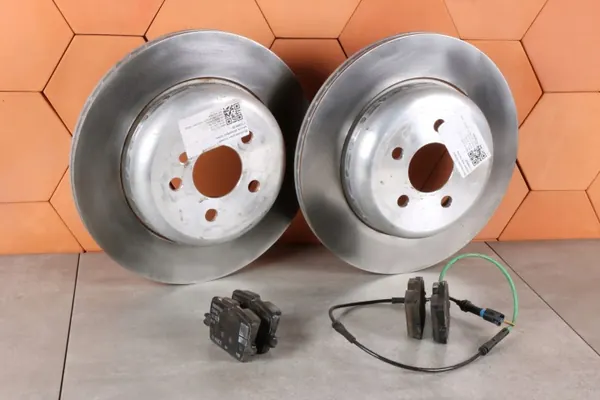 Jeu Disques & Plaquettes Frein Arrière BMW OEM 6883979 image 2