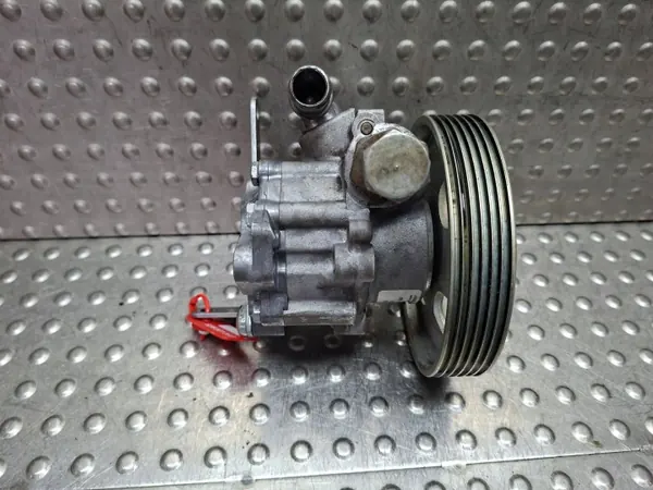 Pompe de direction OEM S26301368 pour Peugeot Boxer image 4