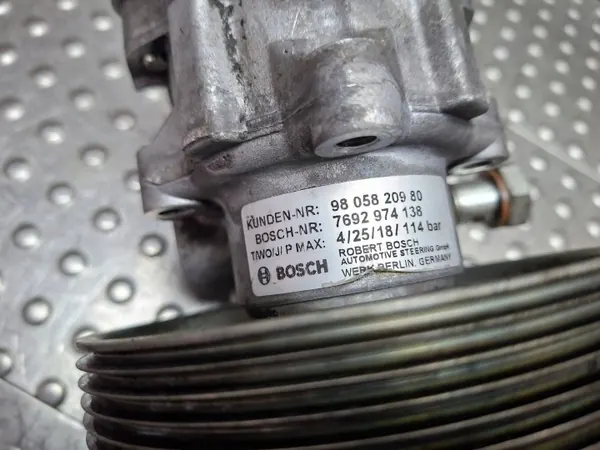 Pompe de direction OEM S26301368 pour Peugeot Boxer image 5