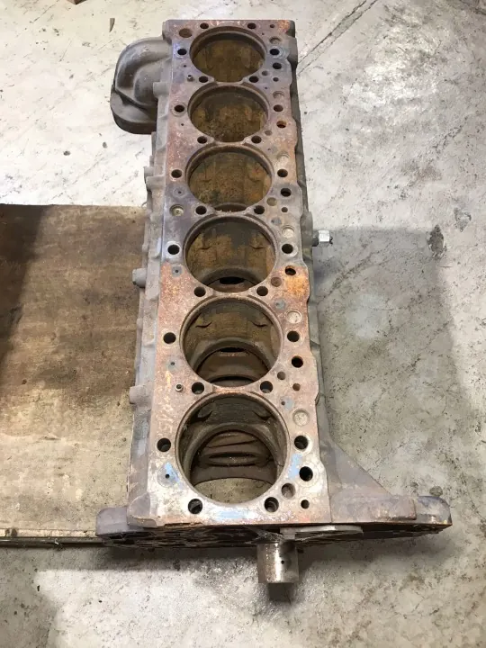 Motorblocksstödaxel Iveco Stralis Cursor 8 OEM 5041108123 image 4