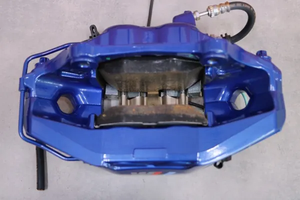 Système de freinage BMW M-Package OEM 6891273 image 10