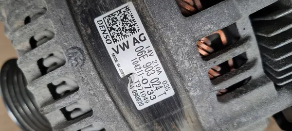 Audi Q8 2024 Alternator image 7