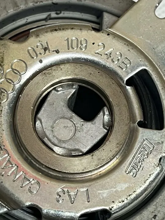 Rolo tensor distribuição OEM 03L109243B - Usado image 4
