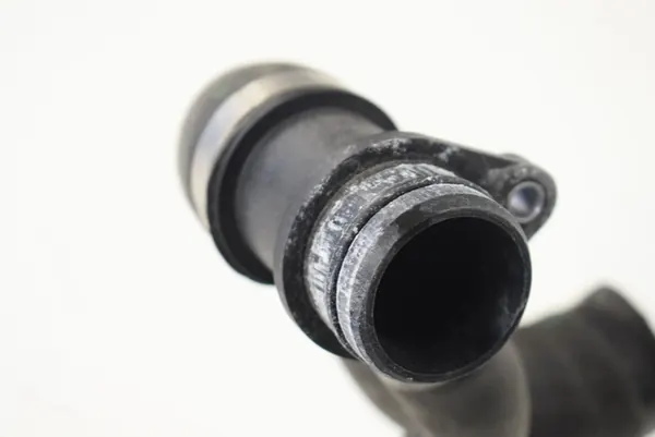 BMW Z4 E89 2014 Jäähdytyslinja image 3