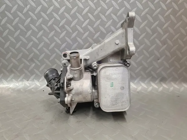 Oljekylare med termostatkåpa Opel Astra K 1.2 Turbo image 2