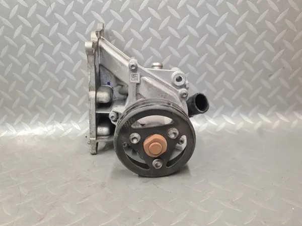 Oljekylare med termostatkåpa Opel Astra K 1.2 Turbo image 4