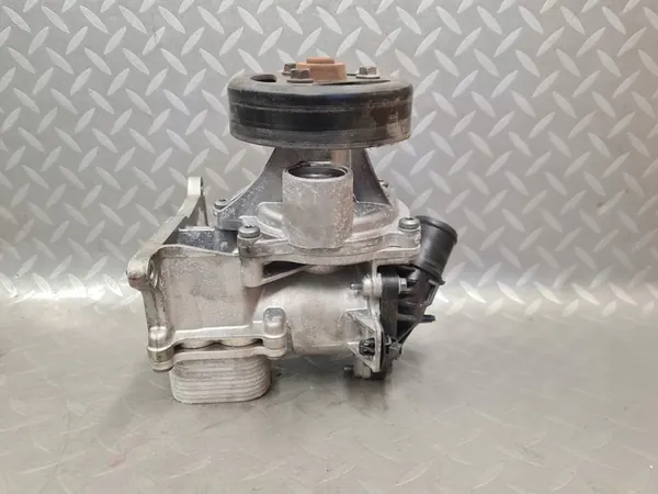 Oljekylare med termostatkåpa Opel Astra K 1.2 Turbo image 5