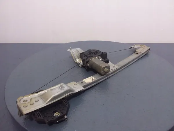 Elevador de vidro dianteiro esquerdo Dacia Sandero II 807213282R image 4