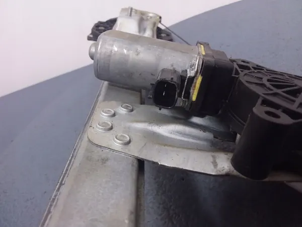 Elevador de vidro dianteiro esquerdo Dacia Sandero II 807213282R image 6